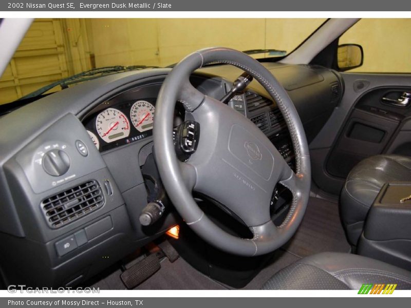 Evergreen Dusk Metallic / Slate 2002 Nissan Quest SE