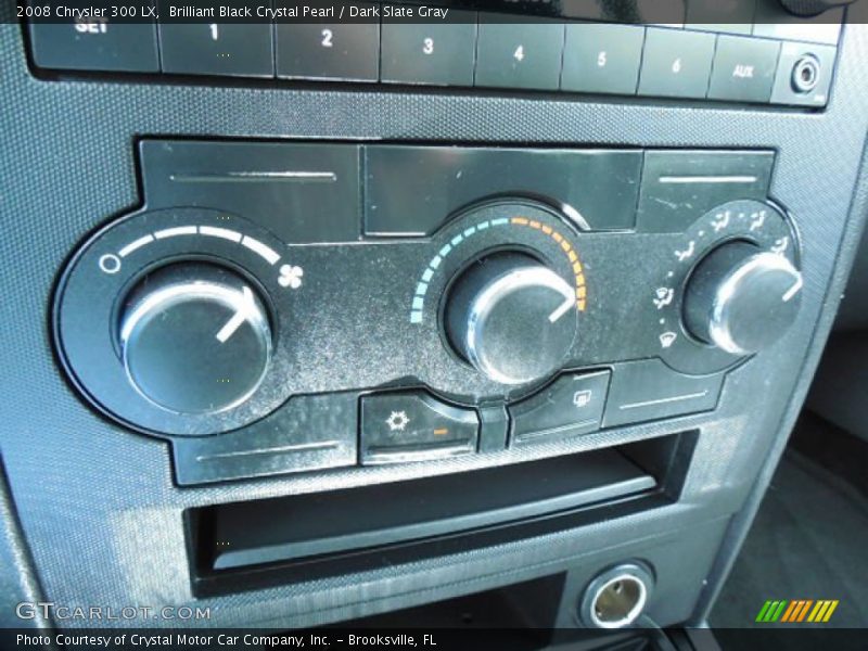 Brilliant Black Crystal Pearl / Dark Slate Gray 2008 Chrysler 300 LX