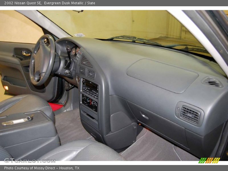 Evergreen Dusk Metallic / Slate 2002 Nissan Quest SE