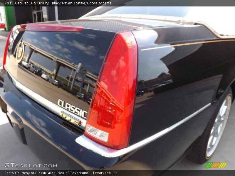 Black Raven / Shale/Cocoa Accents 2011 Cadillac DTS Luxury
