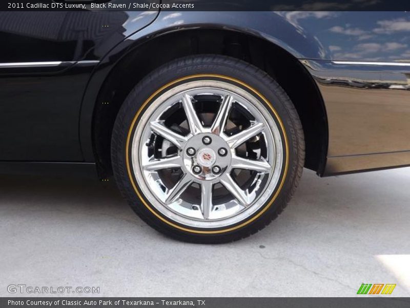 Black Raven / Shale/Cocoa Accents 2011 Cadillac DTS Luxury