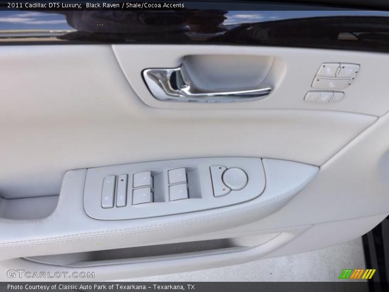 Black Raven / Shale/Cocoa Accents 2011 Cadillac DTS Luxury