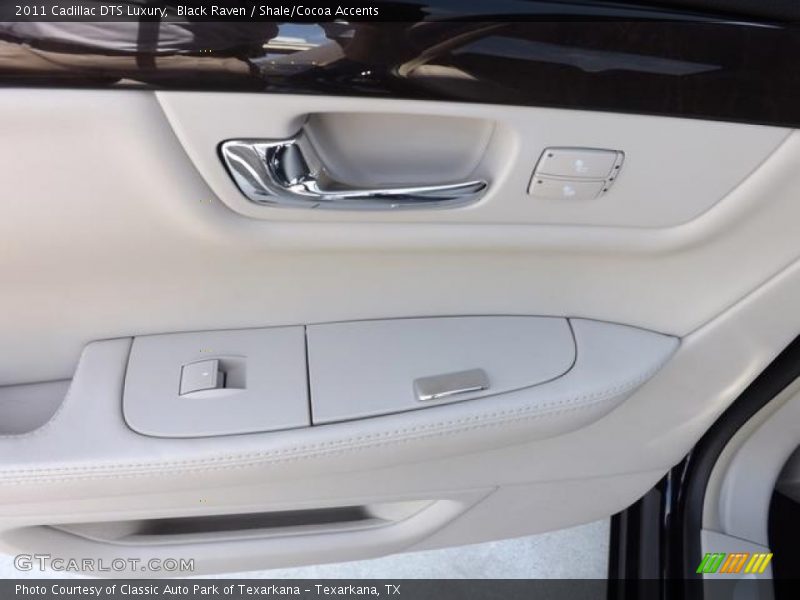 Black Raven / Shale/Cocoa Accents 2011 Cadillac DTS Luxury