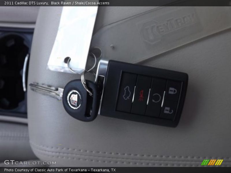 Black Raven / Shale/Cocoa Accents 2011 Cadillac DTS Luxury