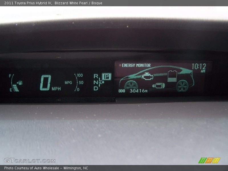 Blizzard White Pearl / Bisque 2011 Toyota Prius Hybrid IV