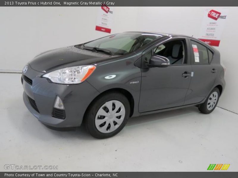 Magnetic Gray Metallic / Gray 2013 Toyota Prius c Hybrid One