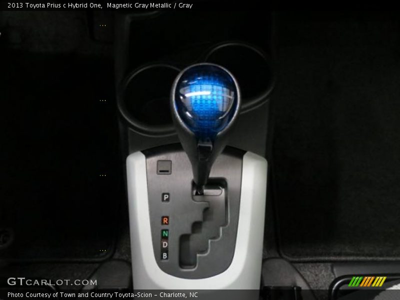Magnetic Gray Metallic / Gray 2013 Toyota Prius c Hybrid One
