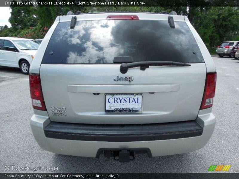 Light Graystone Pearl / Dark Slate Gray 2010 Jeep Grand Cherokee Laredo 4x4
