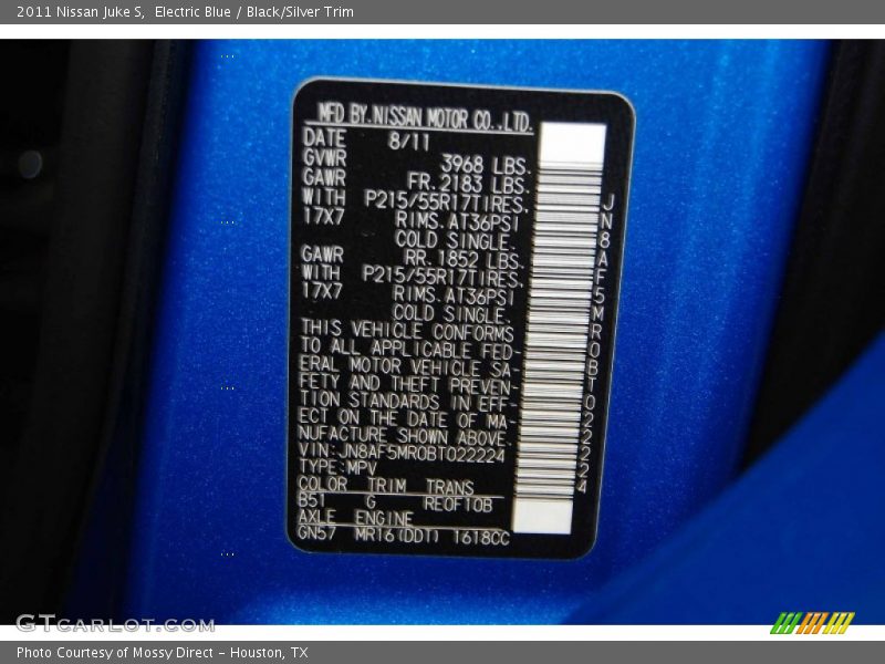 Electric Blue / Black/Silver Trim 2011 Nissan Juke S