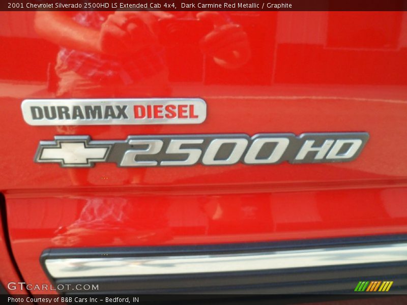 Dark Carmine Red Metallic / Graphite 2001 Chevrolet Silverado 2500HD LS Extended Cab 4x4