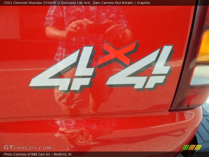 Dark Carmine Red Metallic / Graphite 2001 Chevrolet Silverado 2500HD LS Extended Cab 4x4