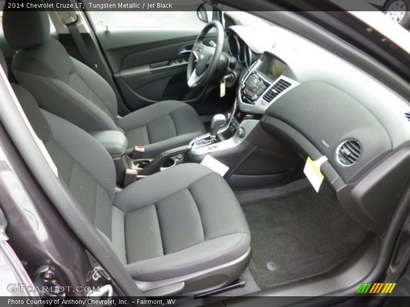 Tungsten Metallic / Jet Black 2014 Chevrolet Cruze LT