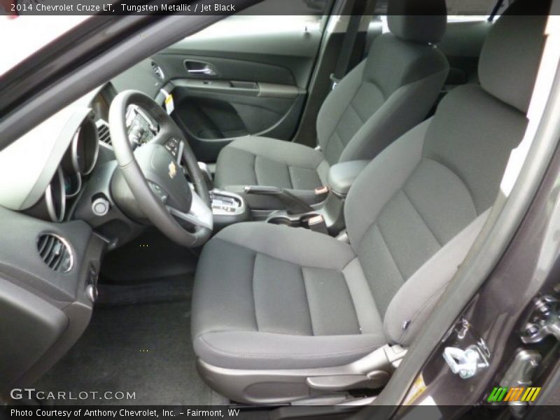 Tungsten Metallic / Jet Black 2014 Chevrolet Cruze LT
