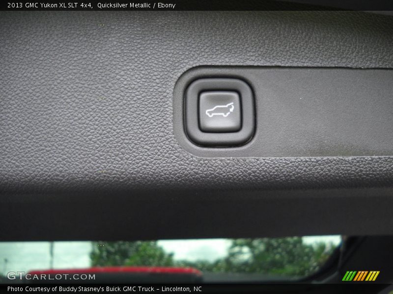 Quicksilver Metallic / Ebony 2013 GMC Yukon XL SLT 4x4