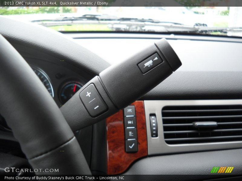 Quicksilver Metallic / Ebony 2013 GMC Yukon XL SLT 4x4