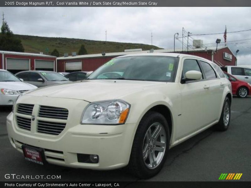 Cool Vanilla White / Dark Slate Gray/Medium Slate Gray 2005 Dodge Magnum R/T