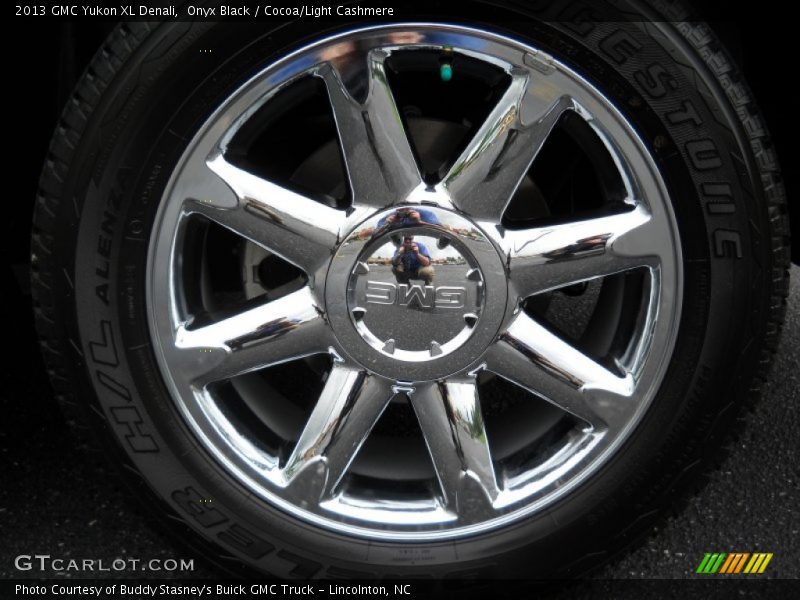 Onyx Black / Cocoa/Light Cashmere 2013 GMC Yukon XL Denali