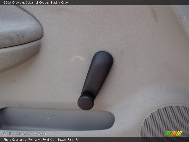 Black / Gray 2009 Chevrolet Cobalt LS Coupe