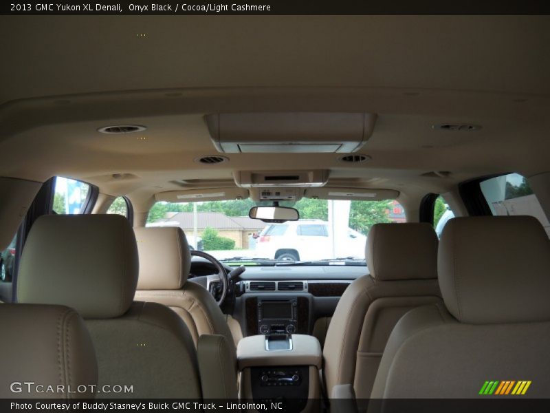 Onyx Black / Cocoa/Light Cashmere 2013 GMC Yukon XL Denali