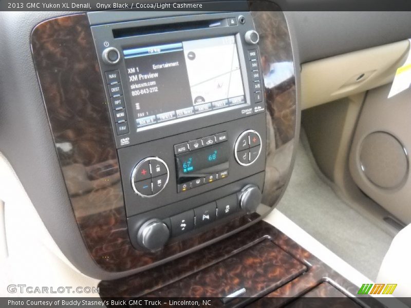 Onyx Black / Cocoa/Light Cashmere 2013 GMC Yukon XL Denali