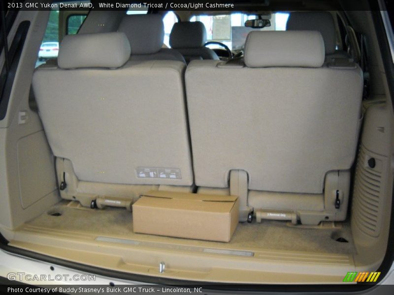 White Diamond Tricoat / Cocoa/Light Cashmere 2013 GMC Yukon Denali AWD