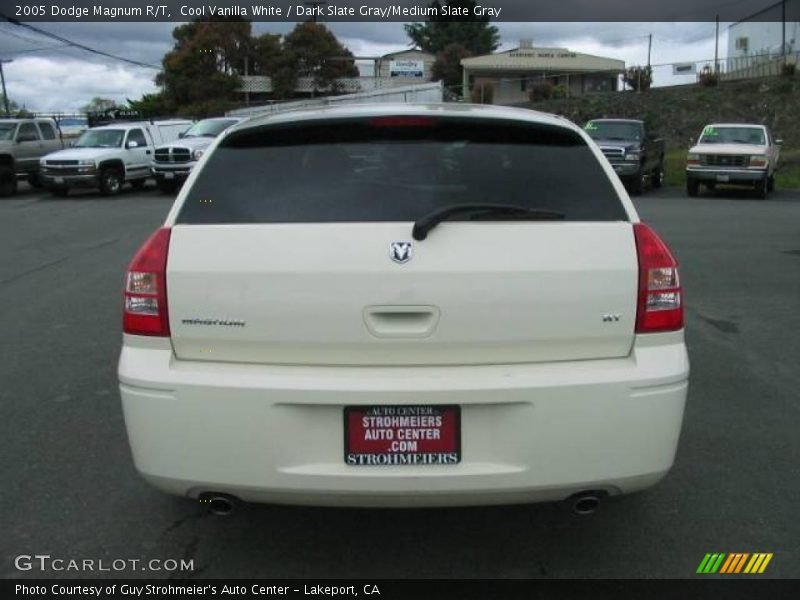 Cool Vanilla White / Dark Slate Gray/Medium Slate Gray 2005 Dodge Magnum R/T