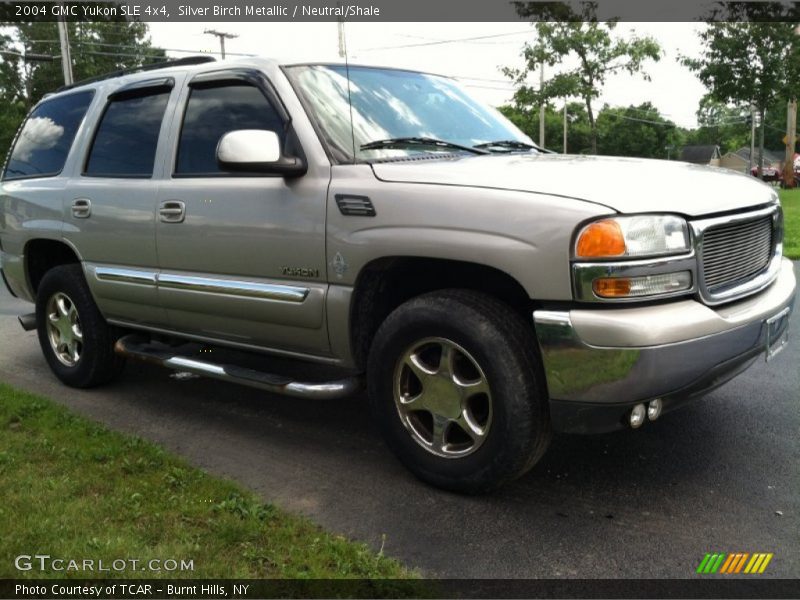 Silver Birch Metallic / Neutral/Shale 2004 GMC Yukon SLE 4x4