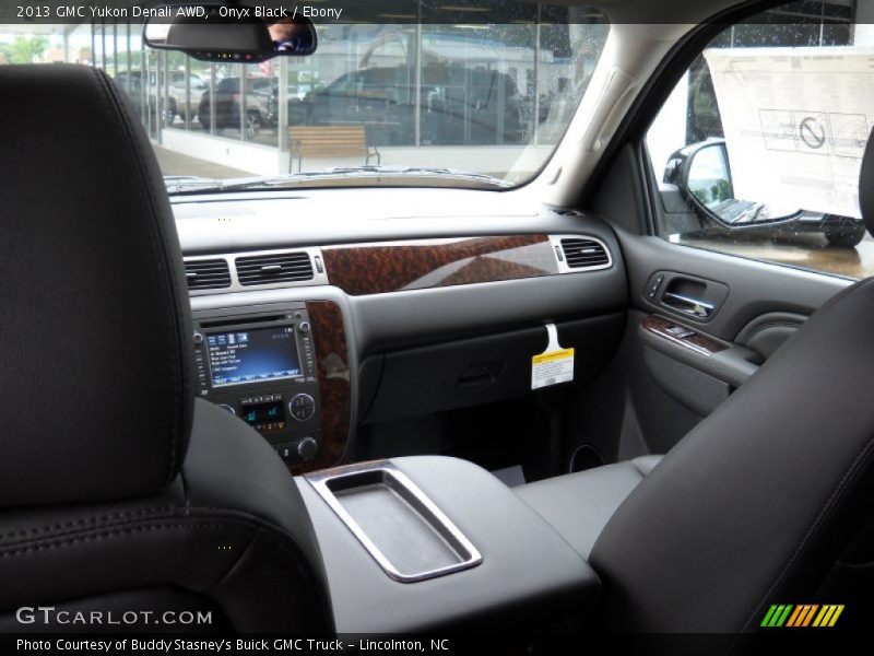 Onyx Black / Ebony 2013 GMC Yukon Denali AWD