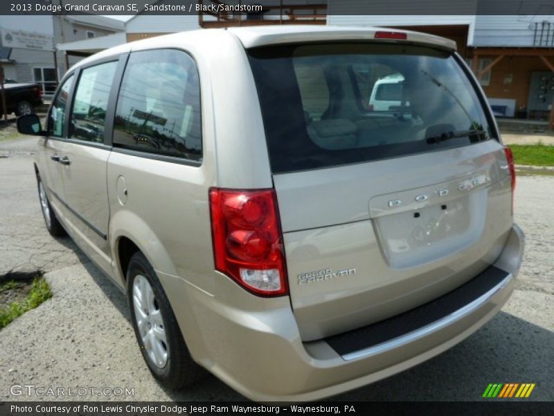 Sandstone / Black/Sandstorm 2013 Dodge Grand Caravan SE