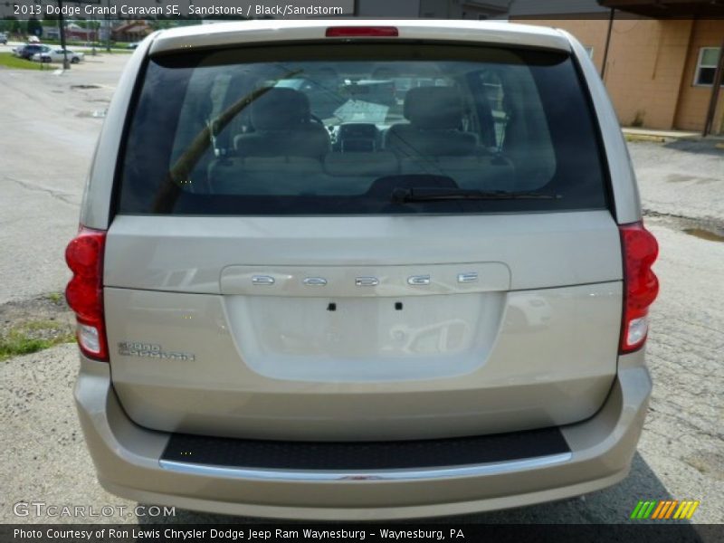 Sandstone / Black/Sandstorm 2013 Dodge Grand Caravan SE
