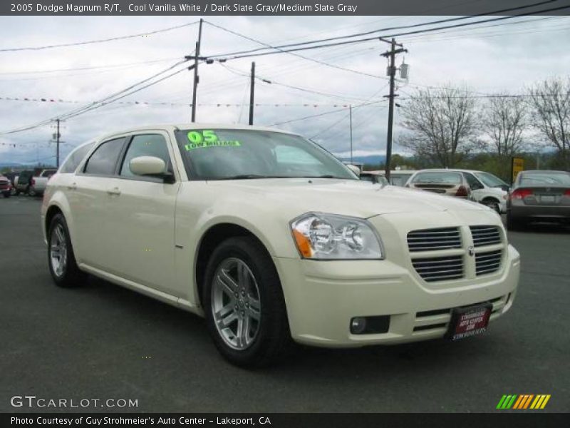 Cool Vanilla White / Dark Slate Gray/Medium Slate Gray 2005 Dodge Magnum R/T