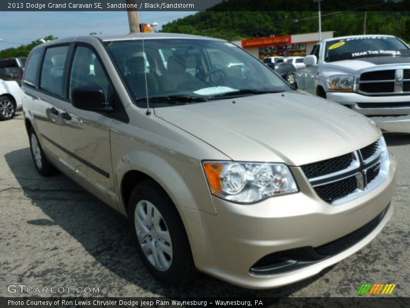 Sandstone / Black/Sandstorm 2013 Dodge Grand Caravan SE