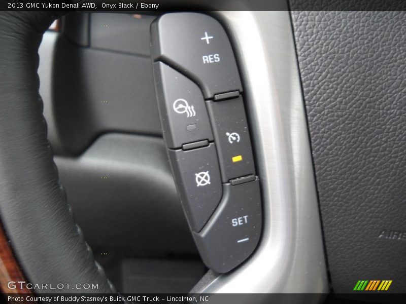 Onyx Black / Ebony 2013 GMC Yukon Denali AWD