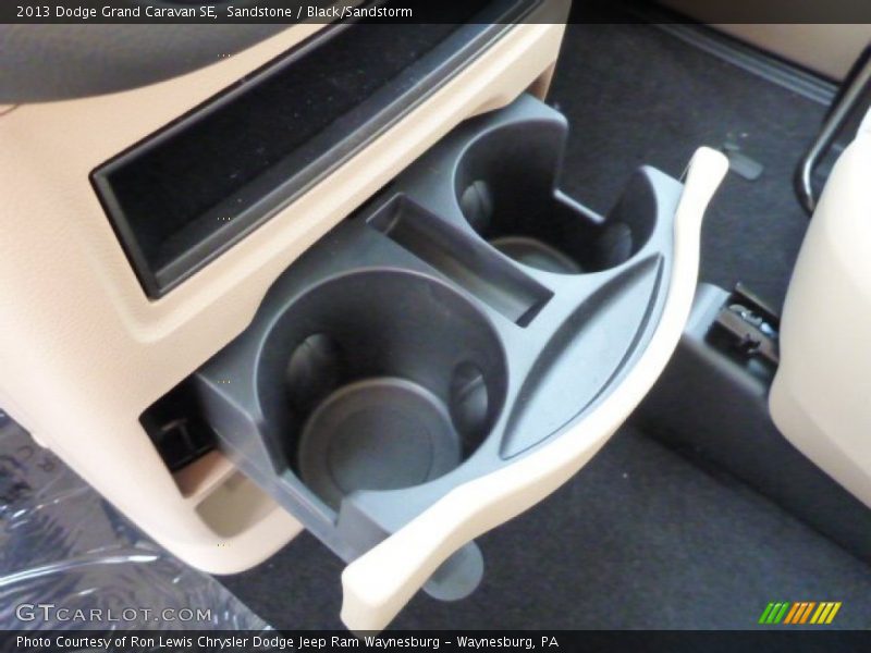 Sandstone / Black/Sandstorm 2013 Dodge Grand Caravan SE