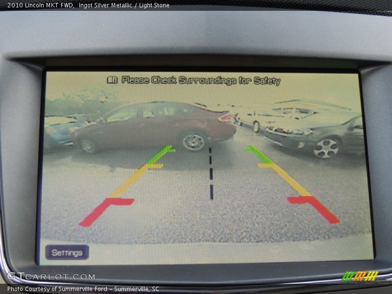 Ingot Silver Metallic / Light Stone 2010 Lincoln MKT FWD