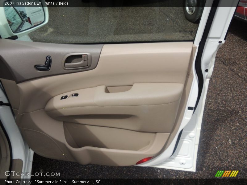 White / Beige 2007 Kia Sedona EX