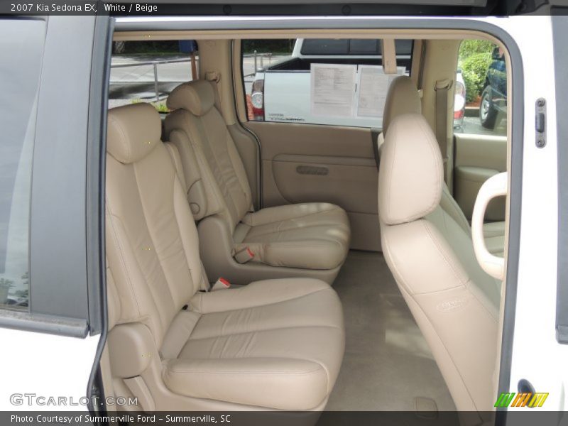 White / Beige 2007 Kia Sedona EX