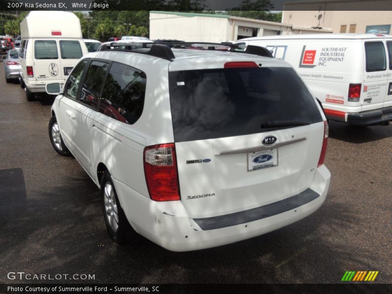 White / Beige 2007 Kia Sedona EX