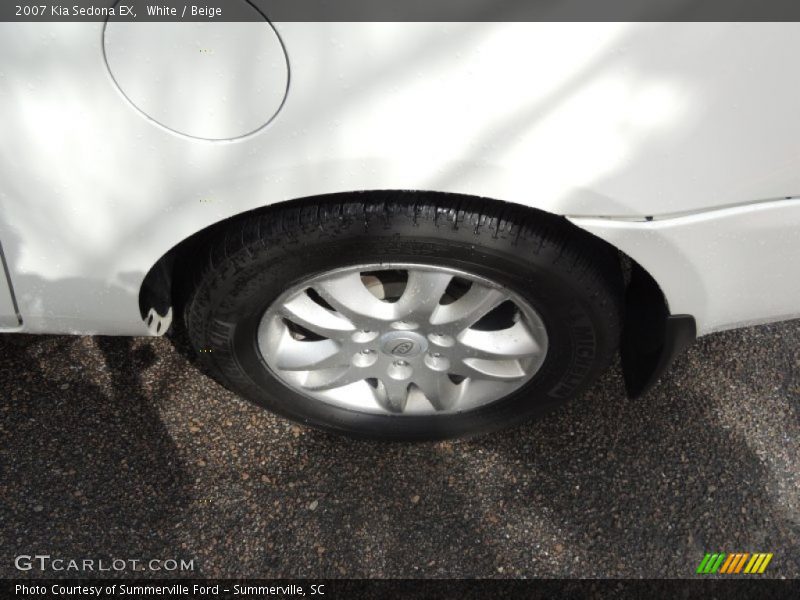 White / Beige 2007 Kia Sedona EX