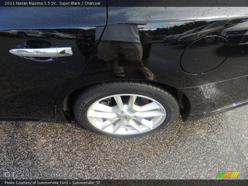 Super Black / Charcoal 2011 Nissan Maxima 3.5 SV