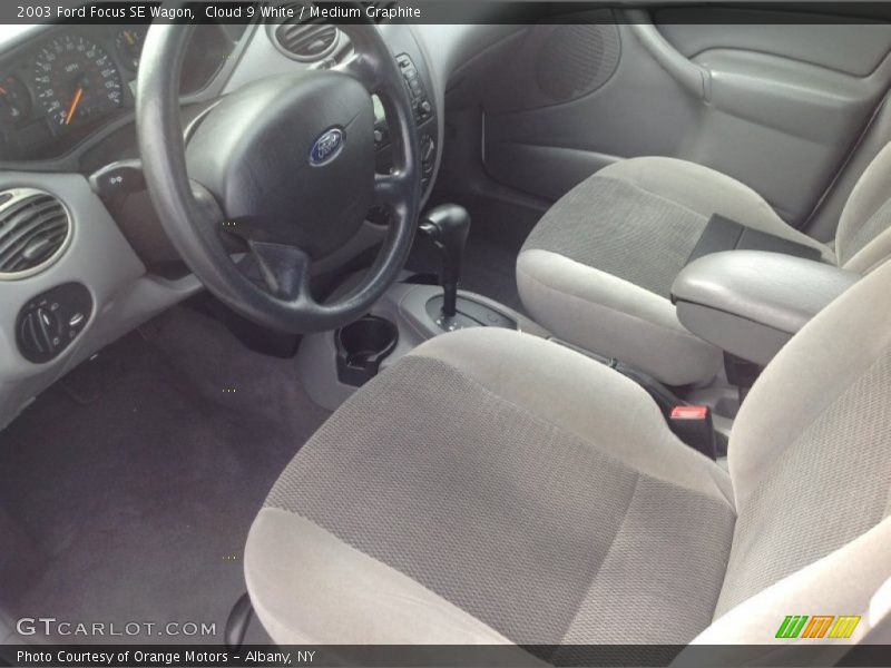 Cloud 9 White / Medium Graphite 2003 Ford Focus SE Wagon