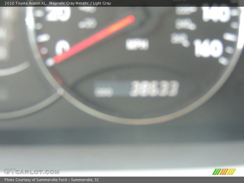 Magnetic Gray Metallic / Light Gray 2010 Toyota Avalon XL