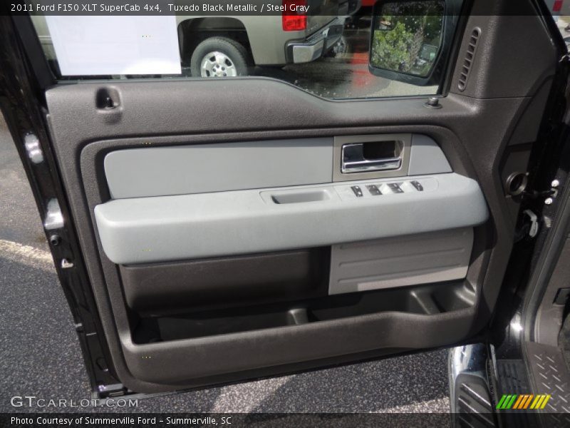 Tuxedo Black Metallic / Steel Gray 2011 Ford F150 XLT SuperCab 4x4