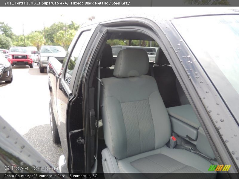 Tuxedo Black Metallic / Steel Gray 2011 Ford F150 XLT SuperCab 4x4
