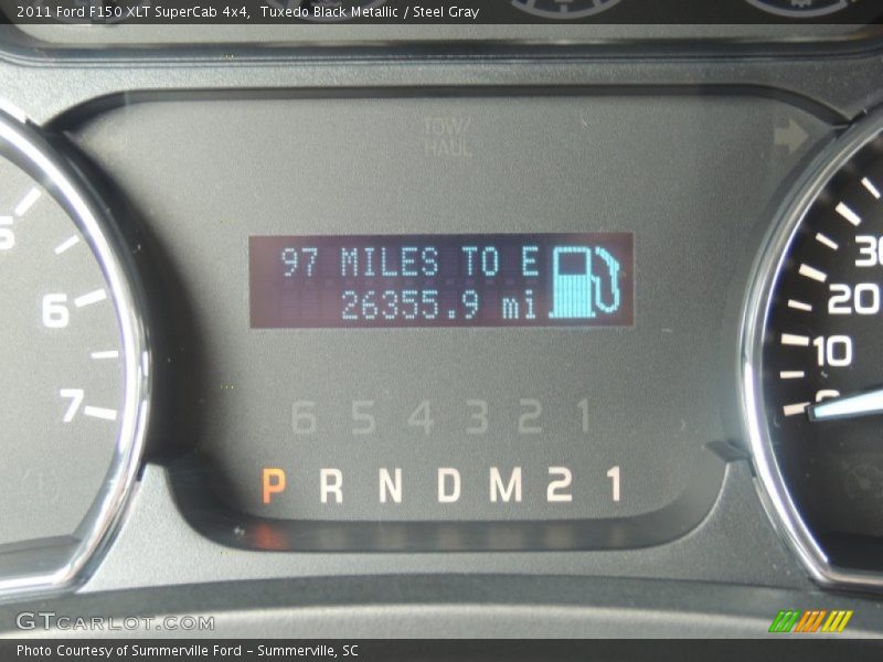Tuxedo Black Metallic / Steel Gray 2011 Ford F150 XLT SuperCab 4x4