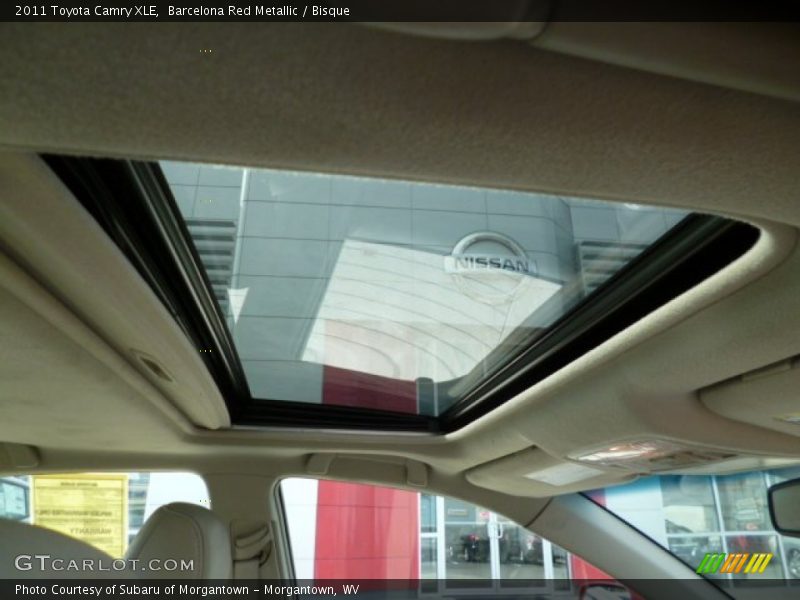 Barcelona Red Metallic / Bisque 2011 Toyota Camry XLE