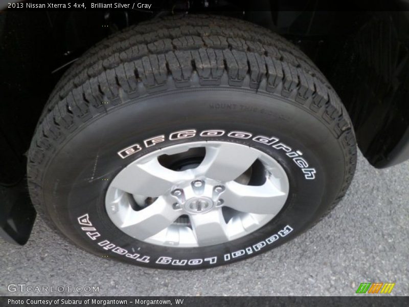 Brilliant Silver / Gray 2013 Nissan Xterra S 4x4