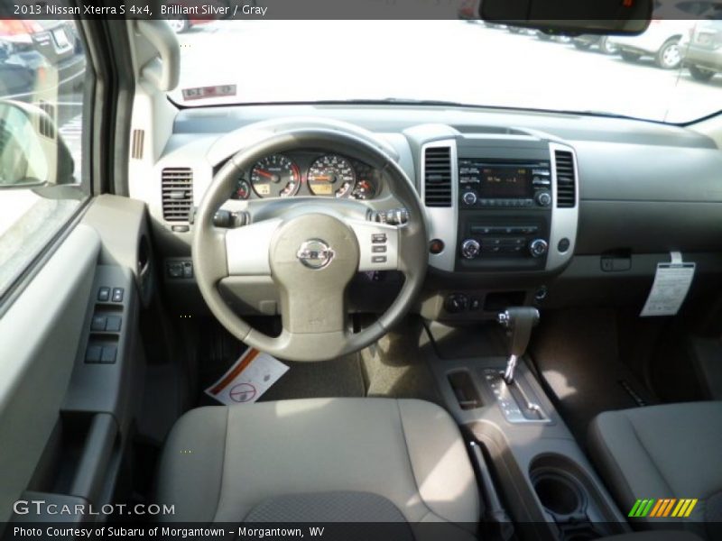 Brilliant Silver / Gray 2013 Nissan Xterra S 4x4