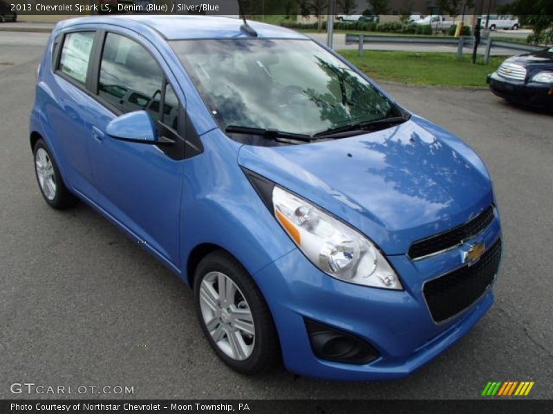 Denim (Blue) / Silver/Blue 2013 Chevrolet Spark LS