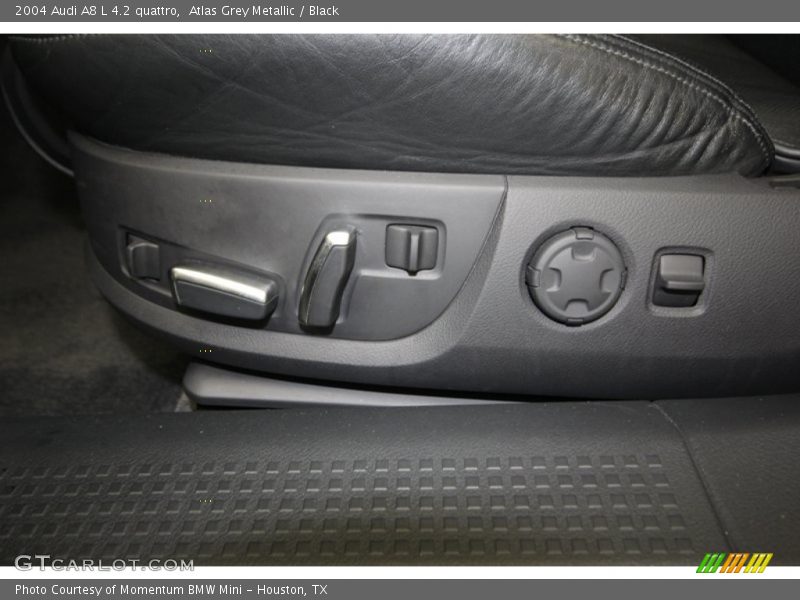 Atlas Grey Metallic / Black 2004 Audi A8 L 4.2 quattro